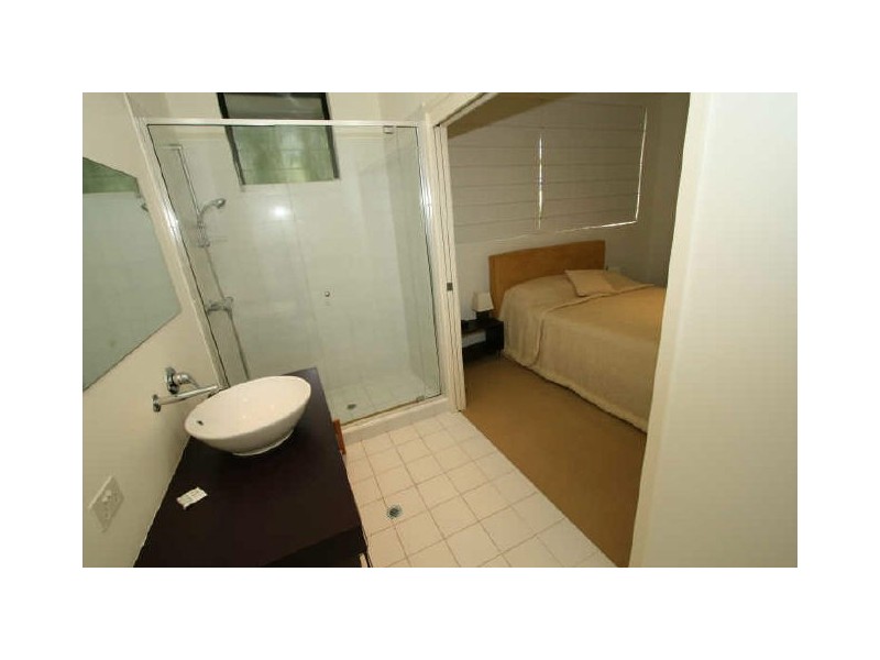 1/240 David Low Way, VILLA VISTA, Peregian Beach QLD 4573