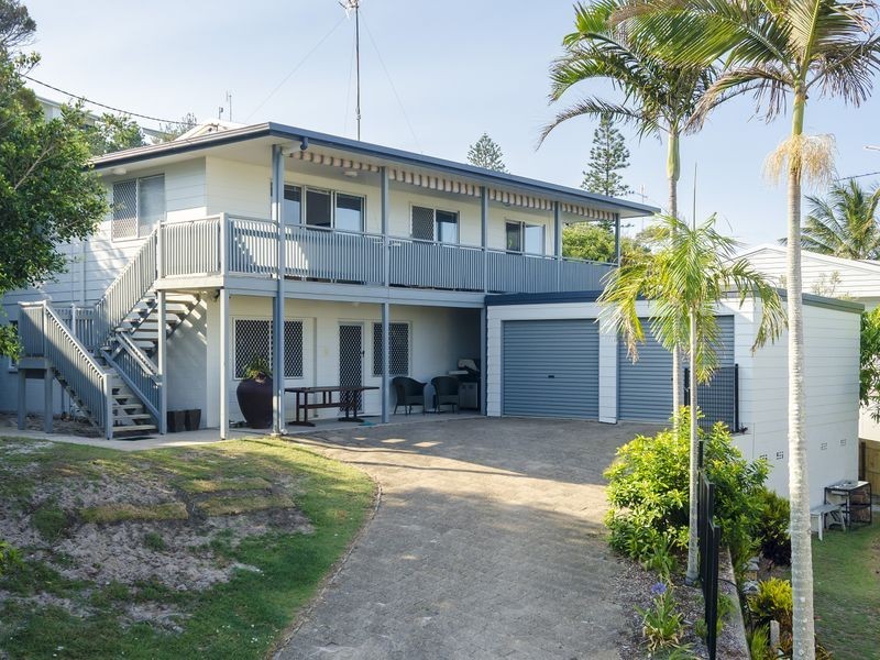 4 Teal Street, Peregian Beach QLD 4573