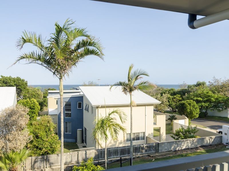 4 Teal Street, Peregian Beach QLD 4573