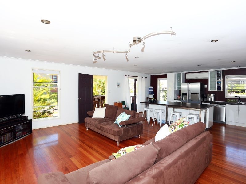 35 Lakedrive Crescent, Marcoola QLD 4564