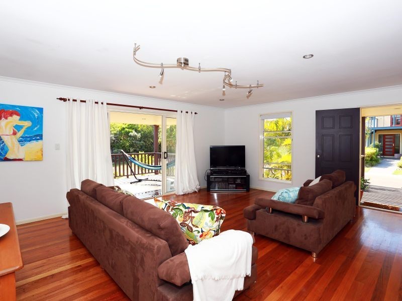 35 Lakedrive Crescent, Marcoola QLD 4564