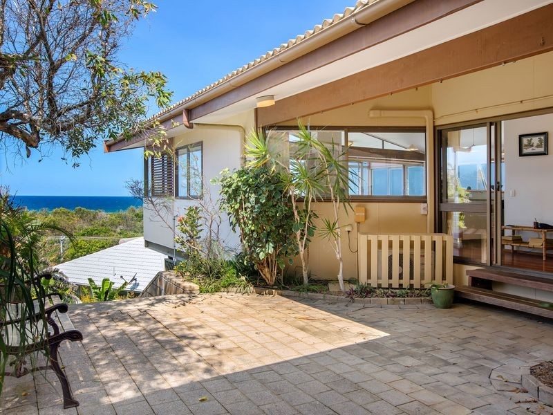 9 Pelican Street, Peregian Beach QLD 4573