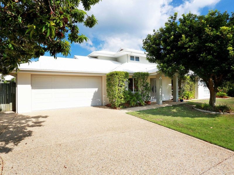33 Highgrove Circuit, Peregian Springs QLD 4573