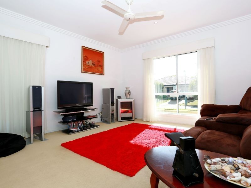 33 Highgrove Circuit, Peregian Springs QLD 4573