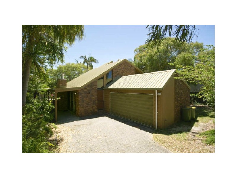 40 Callitris Crescent, PINELODGE, Marcus Beach QLD 4573