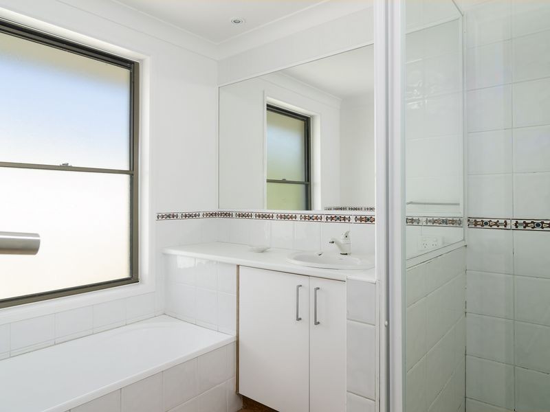 2/70 Peregian Esplanade, Peregian Beach QLD 4573