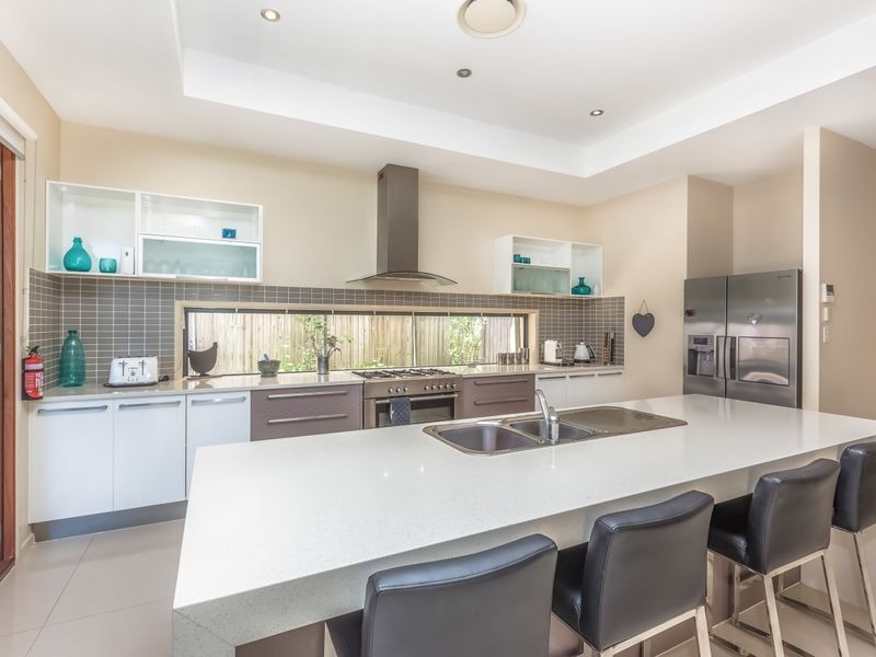 14 Cobblestone Place, Peregian Springs QLD 4573