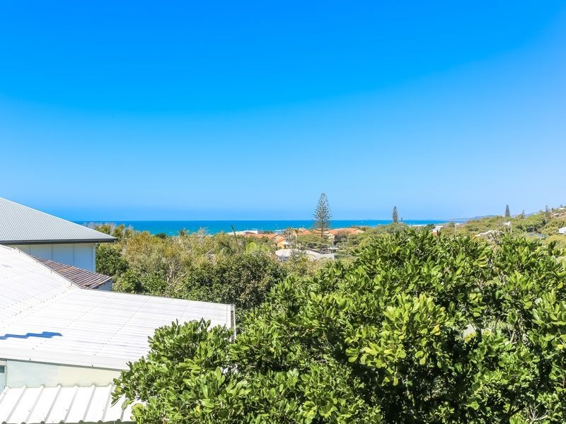 9 Lorilet Street, Peregian Beach QLD 4573