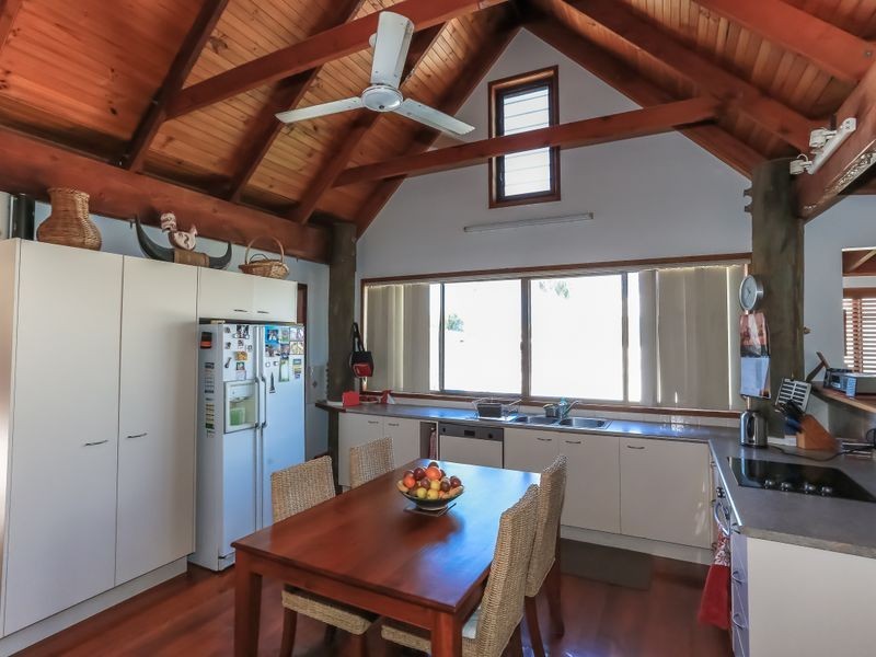9 Lorilet Street, Peregian Beach QLD 4573