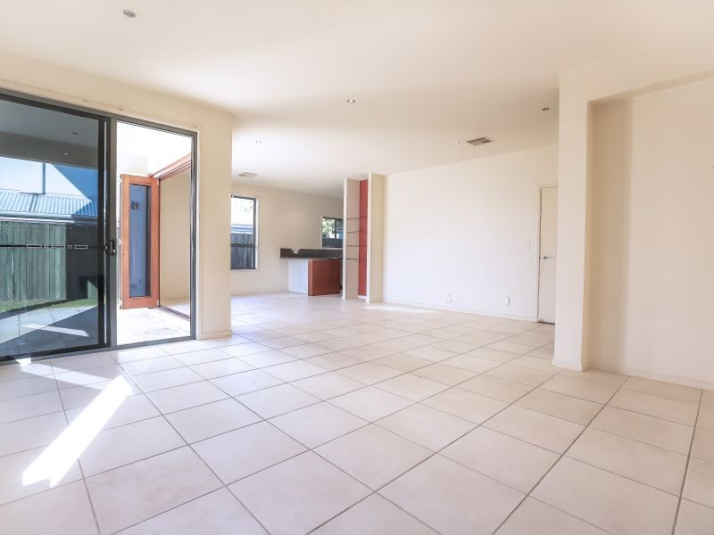 4/115 Peregian Springs Drive, Peregian Springs QLD 4573
