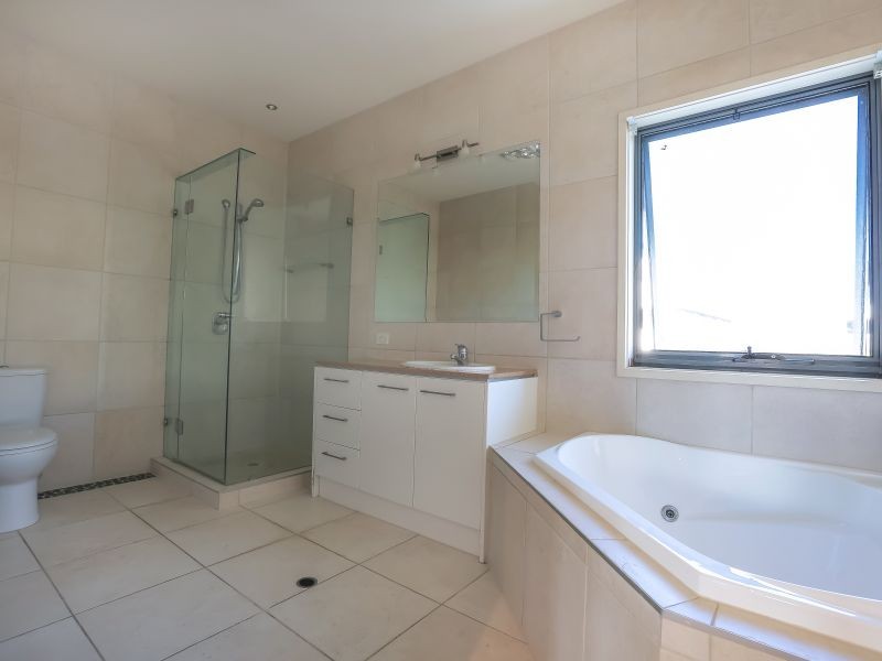 4/115 Peregian Springs Drive, Peregian Springs QLD 4573