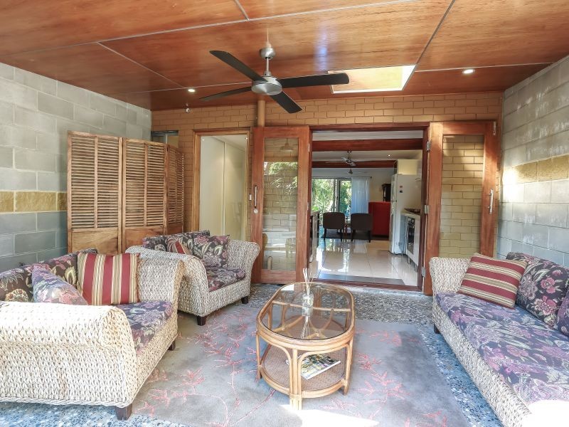 2/3 Oriole Avenue, Peregian Beach QLD 4573