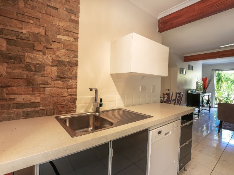 2/3 Oriole Avenue, Peregian Beach QLD 4573
