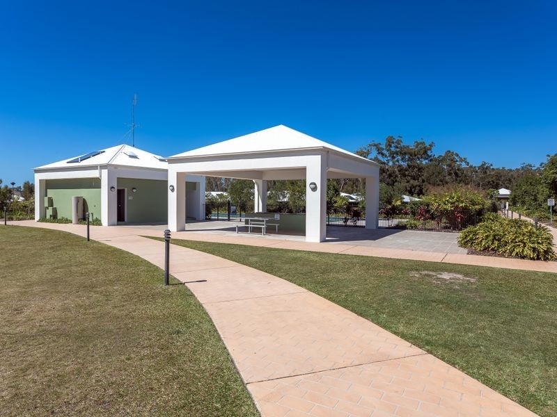 28/11 Dunes Court, Peregian Springs QLD 4573