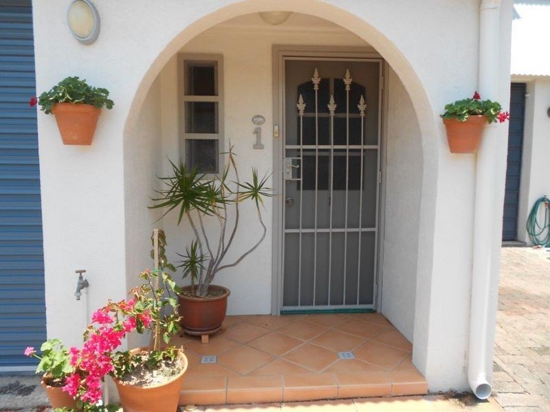 1/1 Lowry Street, Peregian Beach QLD 4573