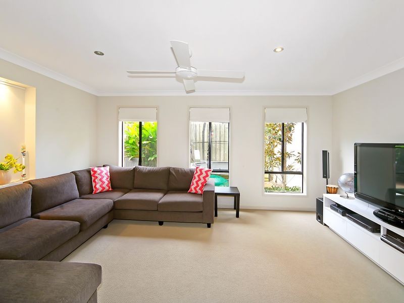 9 Pennant Court, Peregian Springs QLD 4573