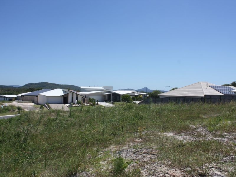3 Tomoka Close, Peregian Springs QLD 4573