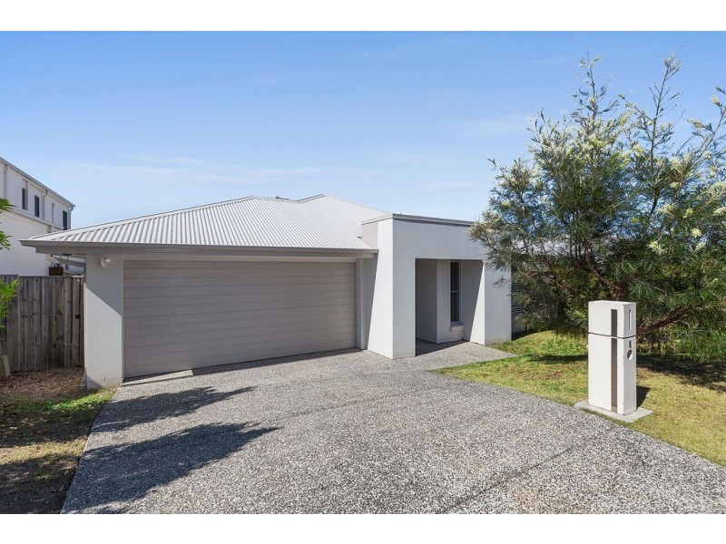 8 Feathertail Place, Peregian Springs QLD 4573