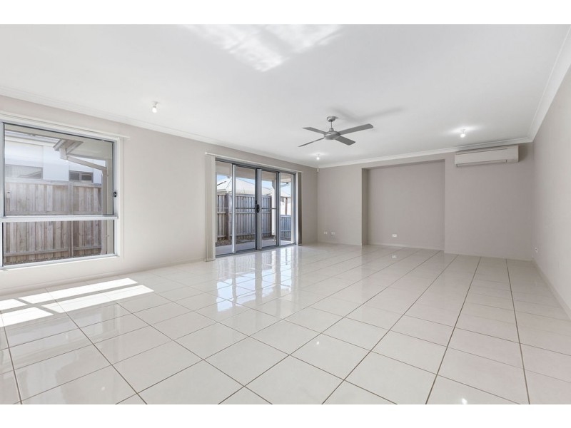 8 Feathertail Place, Peregian Springs QLD 4573
