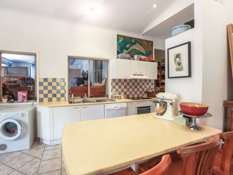 27 Resolute Street, Sunrise Beach QLD 4567