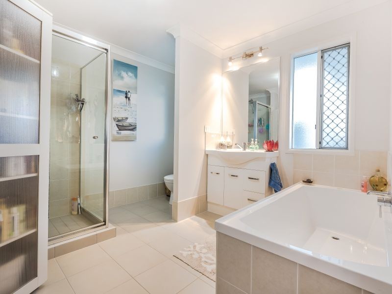 3 Penina Close, Peregian Springs QLD 4573