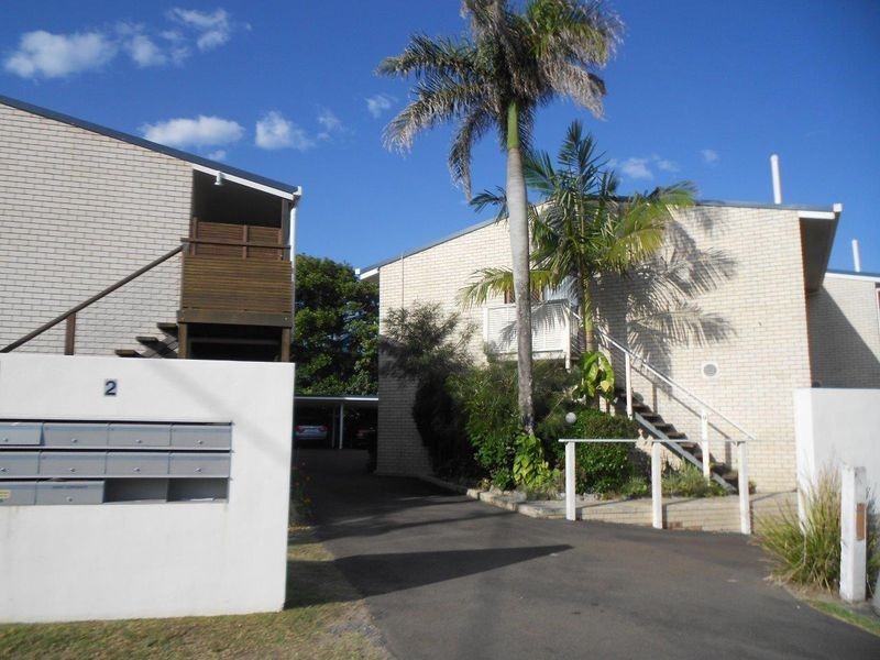 4/2 Peregian Esplanade, Peregian Beach QLD 4573