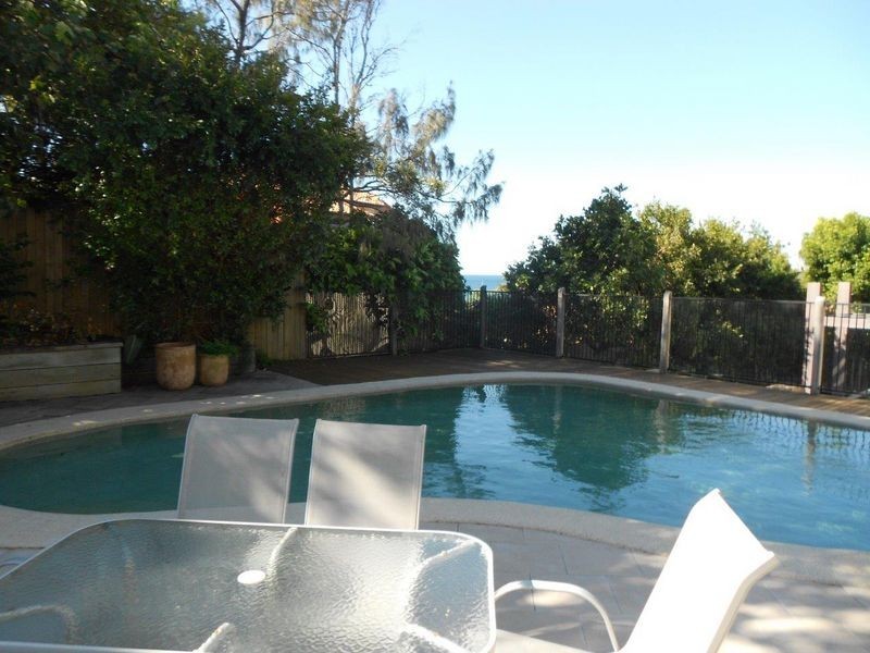 4/2 Peregian Esplanade, Peregian Beach QLD 4573