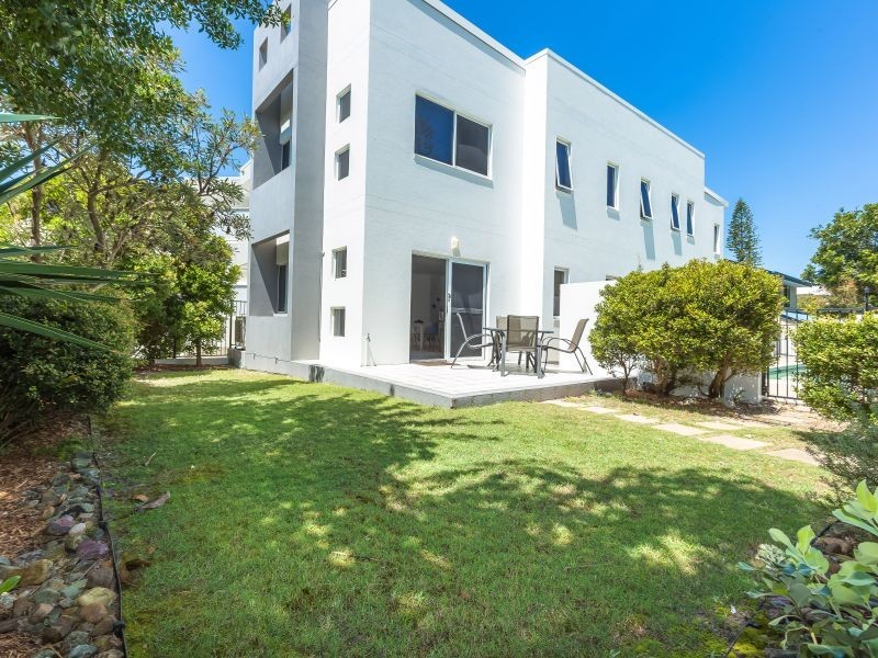 4/3 Piper Street, Peregian Beach QLD 4573