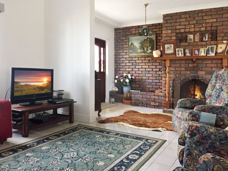 50 Lowry Street, Peregian Beach QLD 4573