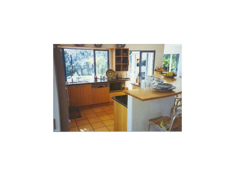 35 Tristania Drive, MAR VISTA, Marcus Beach QLD 4573
