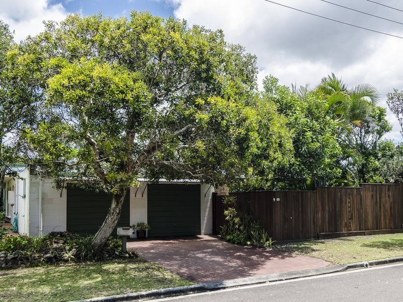 9 Petrel Street, Peregian Beach QLD 4573