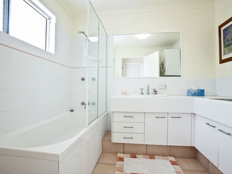 1/5 Petrel Street, Peregian Beach QLD 4573