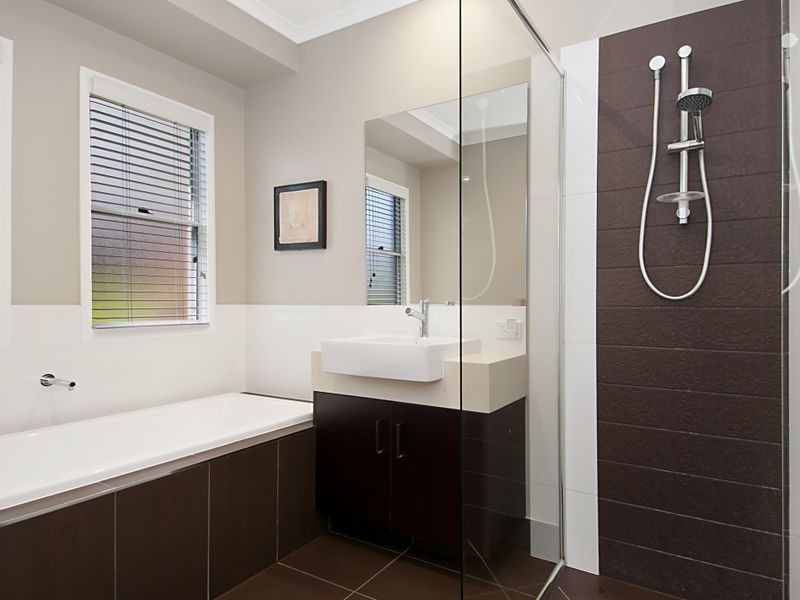 10 Cobblestone Place, Peregian Springs QLD 4573