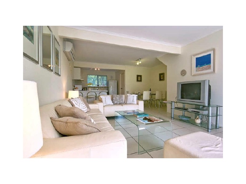 1/3 Oriole Avenue, Peregian Beach QLD 4573