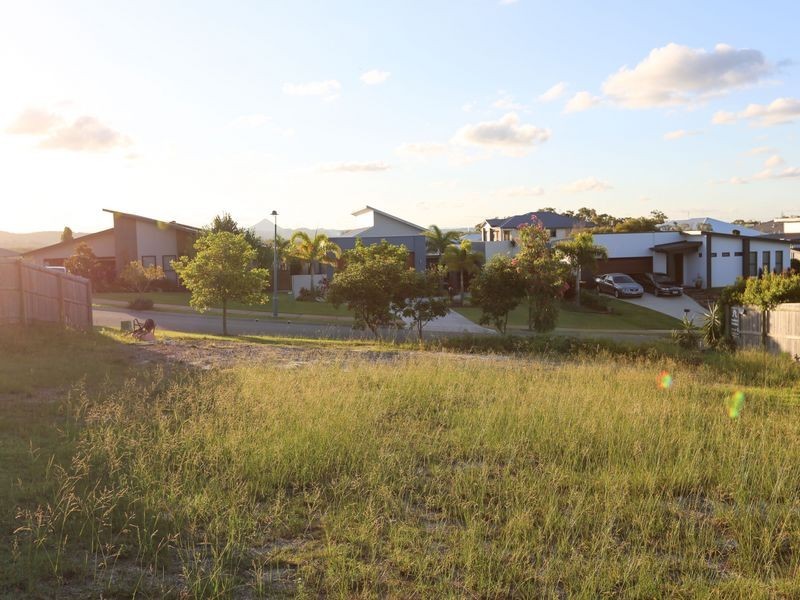 5 Tea Tree Grove, Peregian Springs QLD 4573