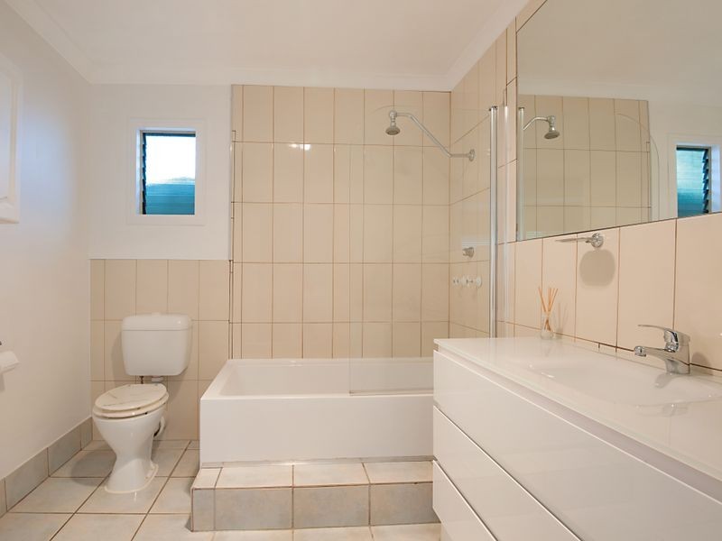 1 Juron Street, Noosaville QLD 4566