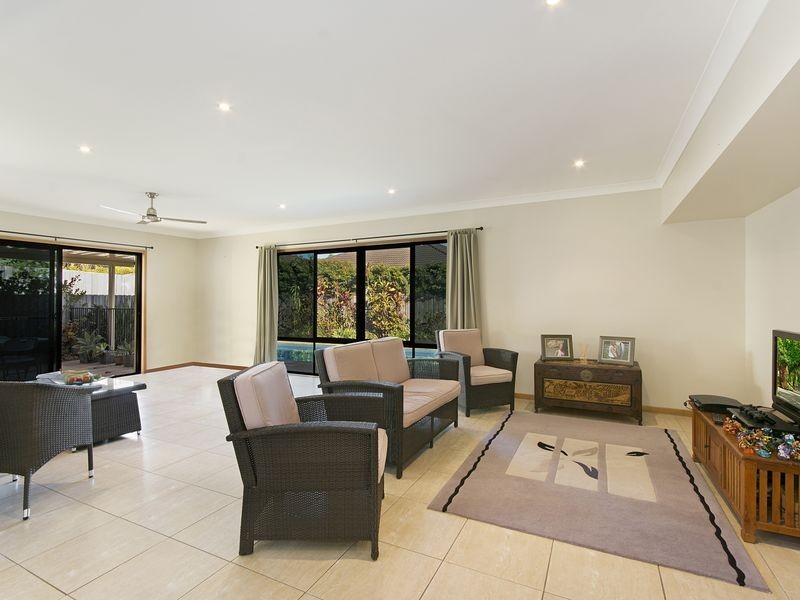 14 Crestview Drive, Peregian Springs QLD 4573