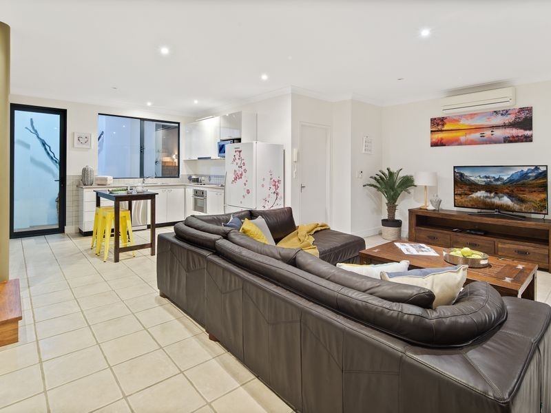 25 Pelican Street, Peregian Beach QLD 4573