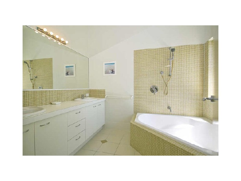 2/28 Tristania Drive VILLA MARCO, Peregian Beach QLD 4573
