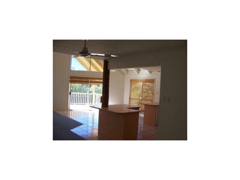 9 Newfield Street, Sunrise Beach QLD 4567