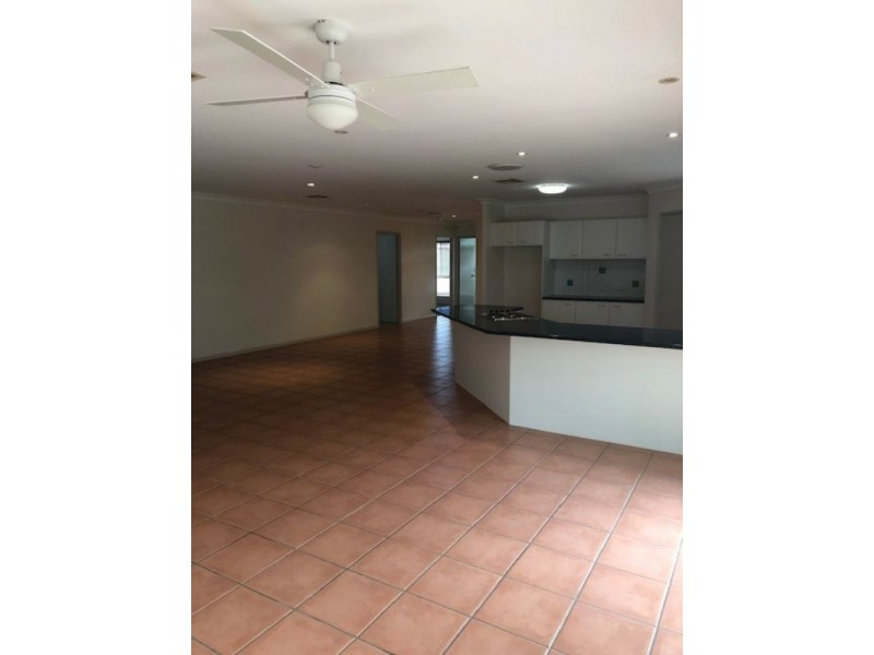 4 Highgrove Circuit, Peregian Springs QLD 4573