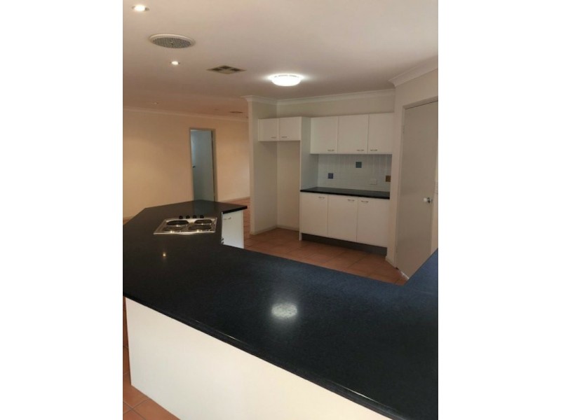 4 Highgrove Circuit, Peregian Springs QLD 4573