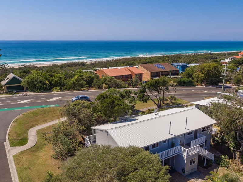 Unit 1/1 Currawong Crescent, Peregian Beach QLD 4573