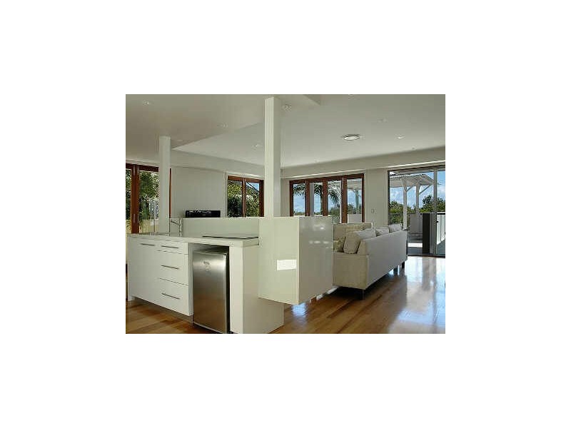 2/20 Kingfisher Dr, THE SHORE THING, Peregian Beach QLD 4573