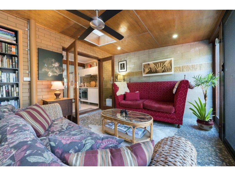 Unit 2/3 Oriole Avenue, Peregian Beach QLD 4573