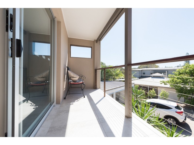 Unit 2/3 Oriole Avenue, Peregian Beach QLD 4573