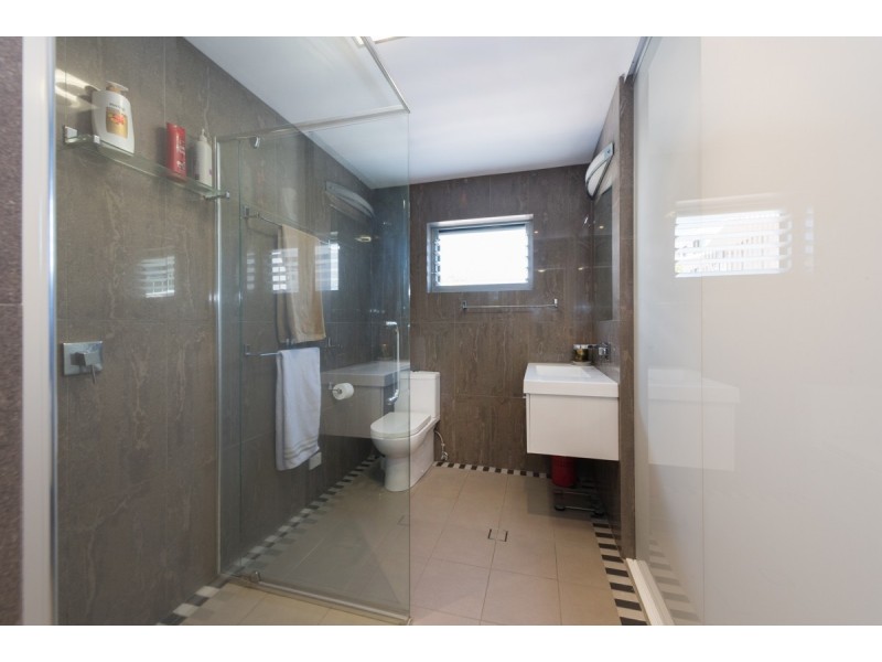 Unit 2/3 Oriole Avenue, Peregian Beach QLD 4573