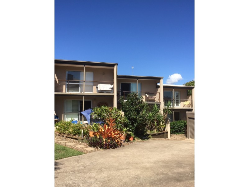 Unit 2/3 Oriole Avenue, Peregian Beach QLD 4573