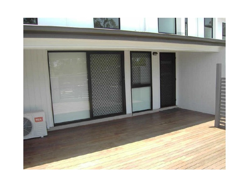 5/24 Ebert Parade, Lawnton QLD 4501