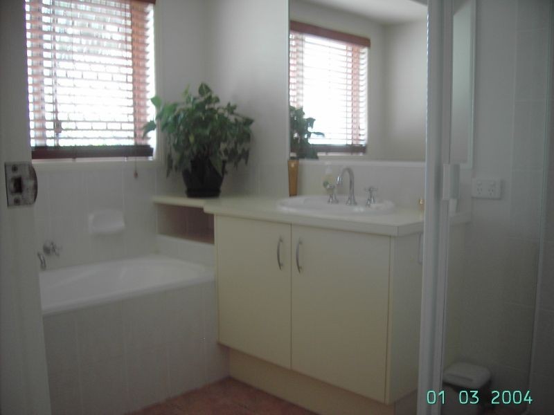 9 Washbrook  Crescent, Petrie QLD 4502